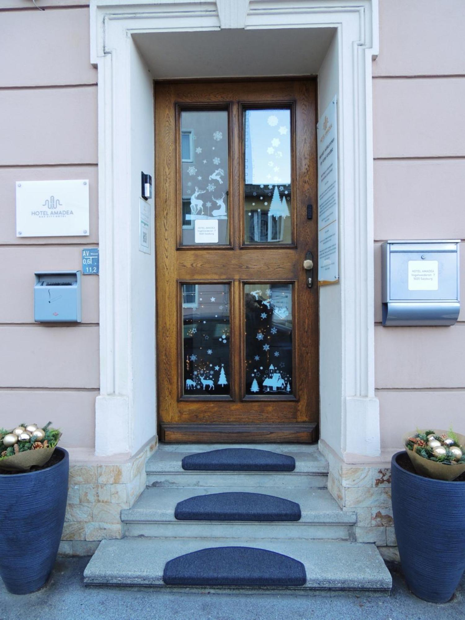 Amadea - Cityhotel Salzburg Exterior photo